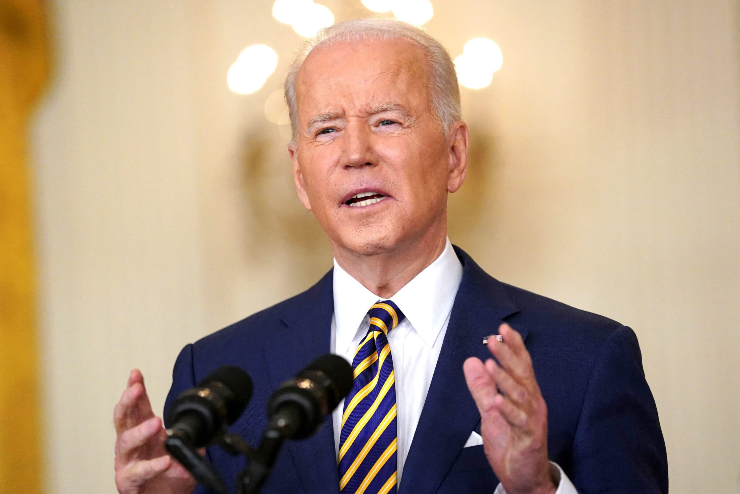 Biden dice que cree que el Congreso puede aprobar partes del plan roto Build Back Better