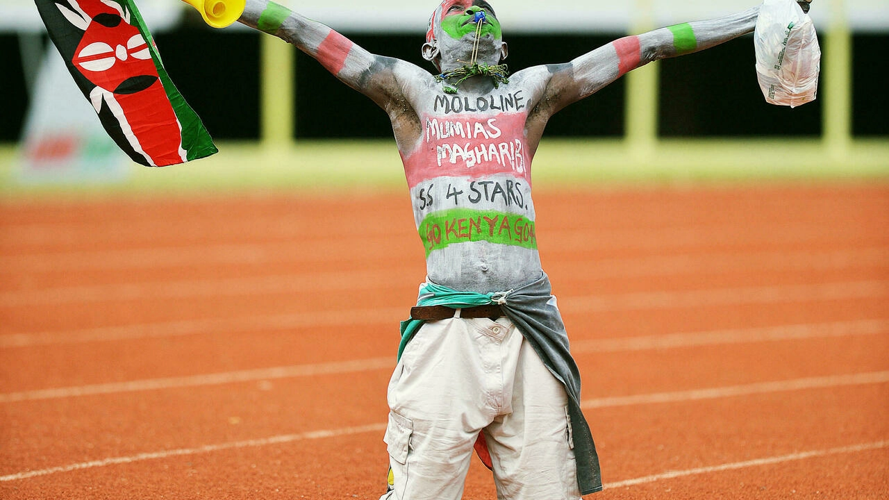 Colorido aficionado al fútbol de Kenia asesinado a machetazos |  The Guardian Nigeria Noticias