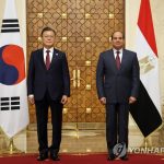(AMPLIACIÓN) Moon y el líder egipcio harán esfuerzos conjuntos para un acuerdo de obuses K-9