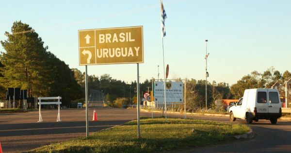 Cubanos siguen llegando a Uruguay en busca de asilo