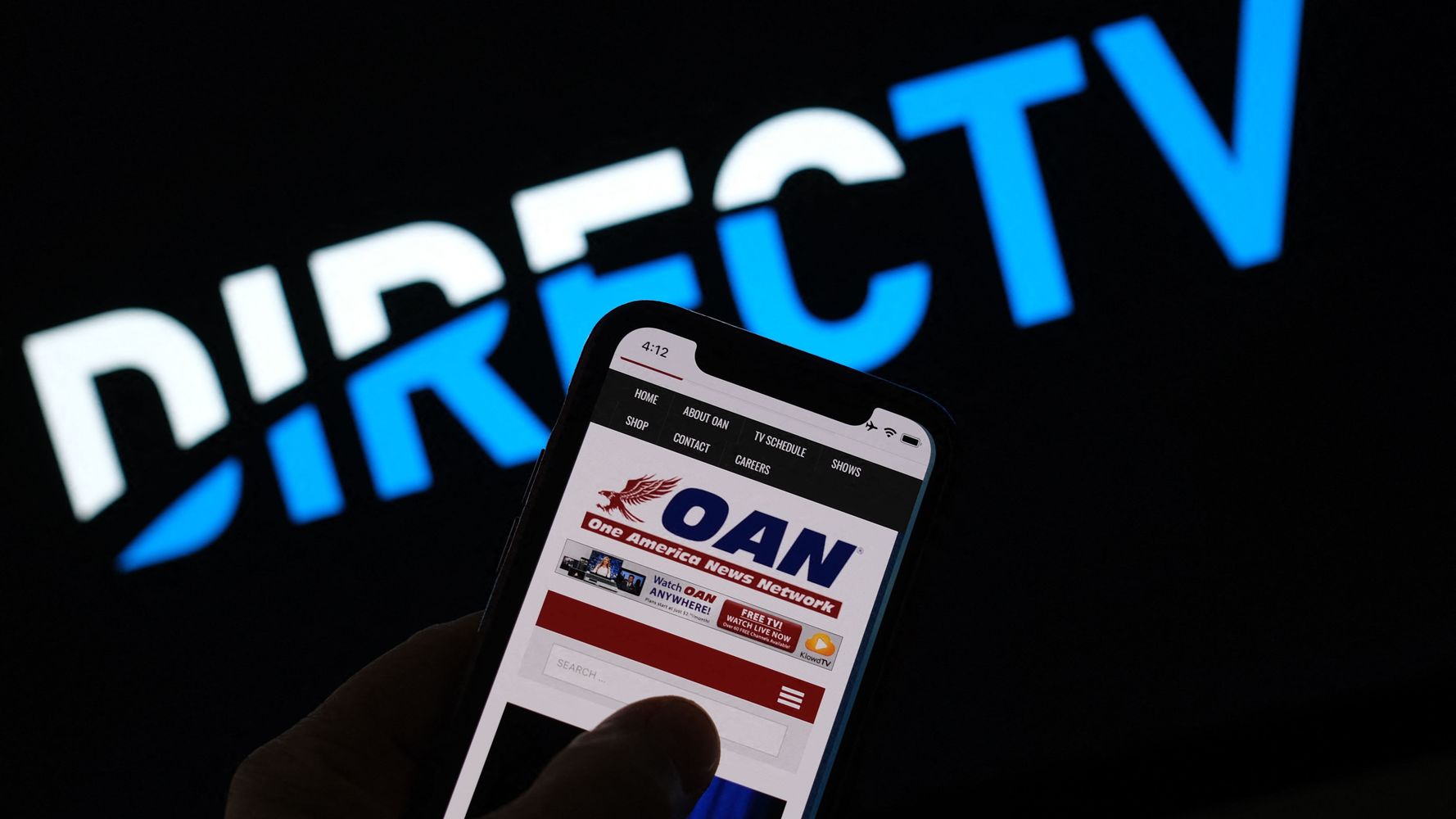 DirecTV se deshace de OAN en un gran golpe a la operación de noticias de derecha
