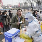 ENFOQUE: Pasan 2 años desde el cierre de Wuhan antes de los Juegos Olímpicos de Beijing afectados por virus
