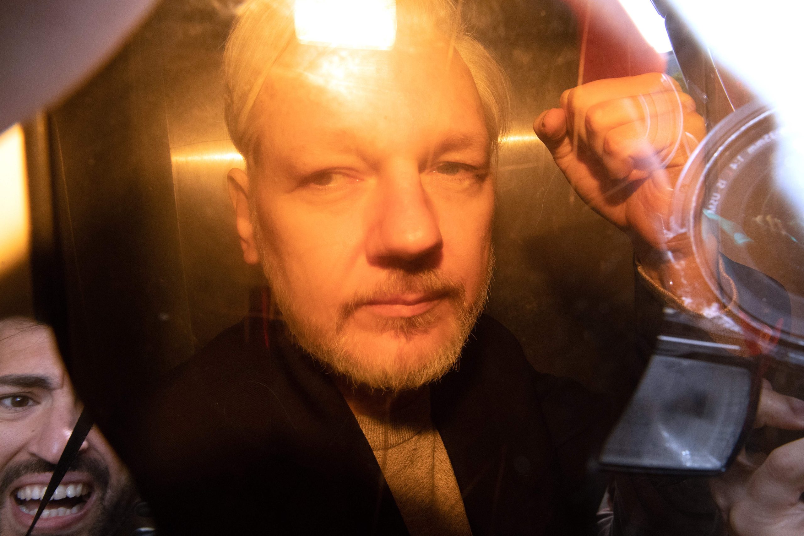 El fundador de Wikileaks, Julian Assange, gana el derecho a llevar el caso de extradición al tribunal superior del Reino Unido