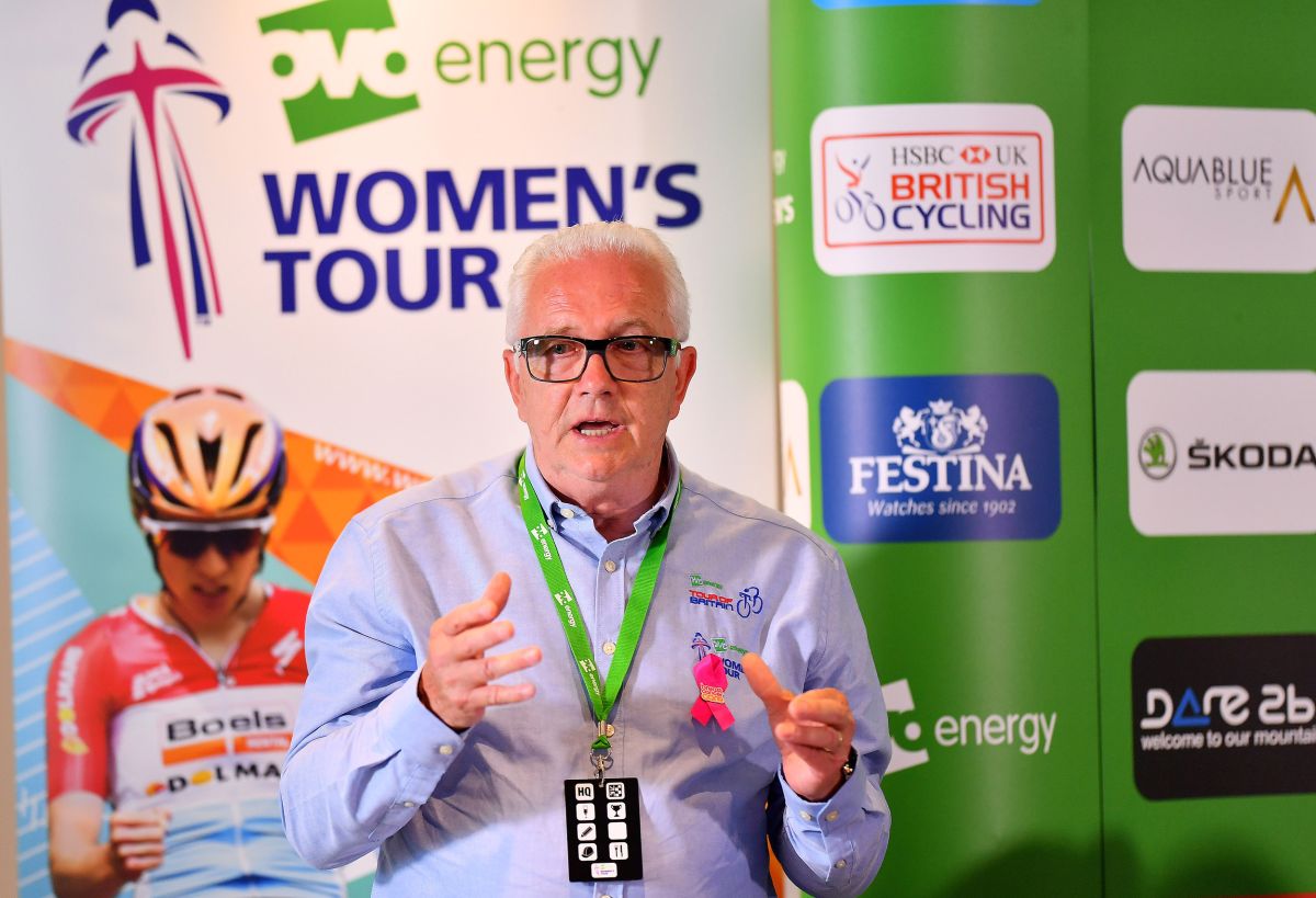 El organizador de carreras británico Mick Bennett pide a la UCI que actúe: 