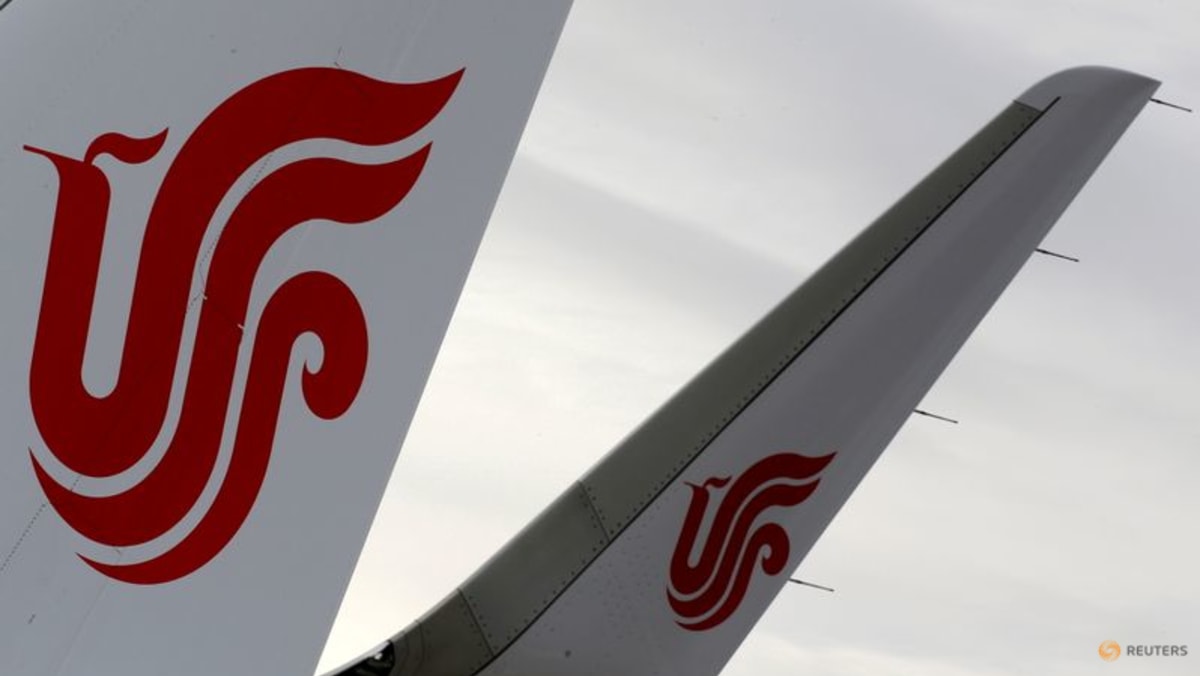 Estados Unidos suspende 44 vuelos de aerolíneas chinas tras acción de China