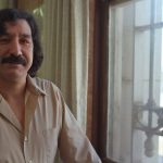 'Estoy en el infierno': Leonard Peltier pide ayuda en medio de constantes bloqueos de COVID en prisión