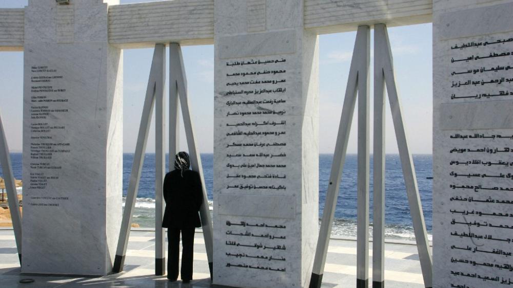 Francia acusa a primera persona por el accidente aéreo de 2004 en Sharm el-Sheikh