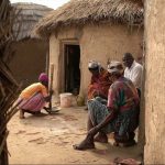 Ghana: Acusadas de brujería, cientos de mujeres desterradas a campos