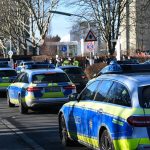 Hombre armado muere después de matar a 1, hiriendo a 3 en la universidad en Alemania
