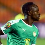 Mané marca penalti en el descuento para salvar a Senegal