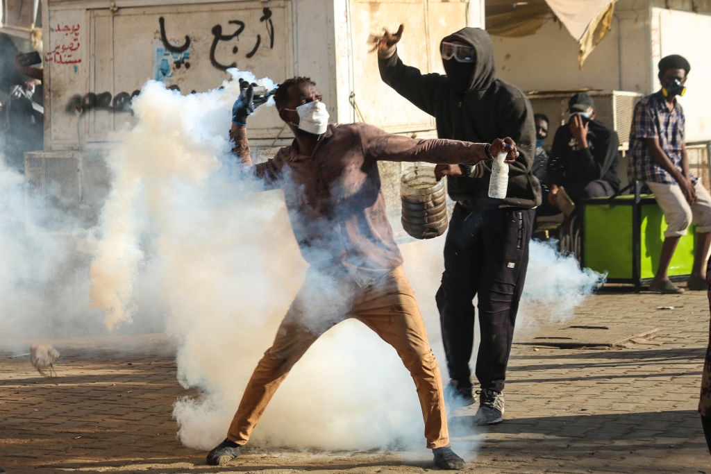 Manifestante sudanés asesinado a tiros durante la visita de enviados de EE.UU.
