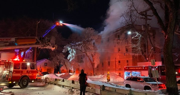 Otro edificio dañado en una serie de incendios de casas y edificios en Winnipeg - Winnipeg