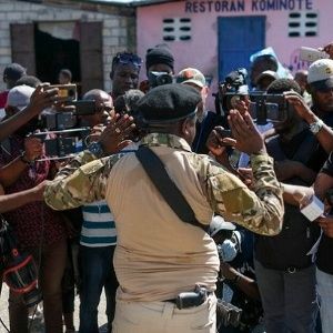 Pandillas haitianas asesinan a dos periodistas en Puerto Príncipe