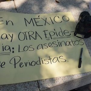 Periodistas mexicanos protestan contra asesinato de 3 colegas