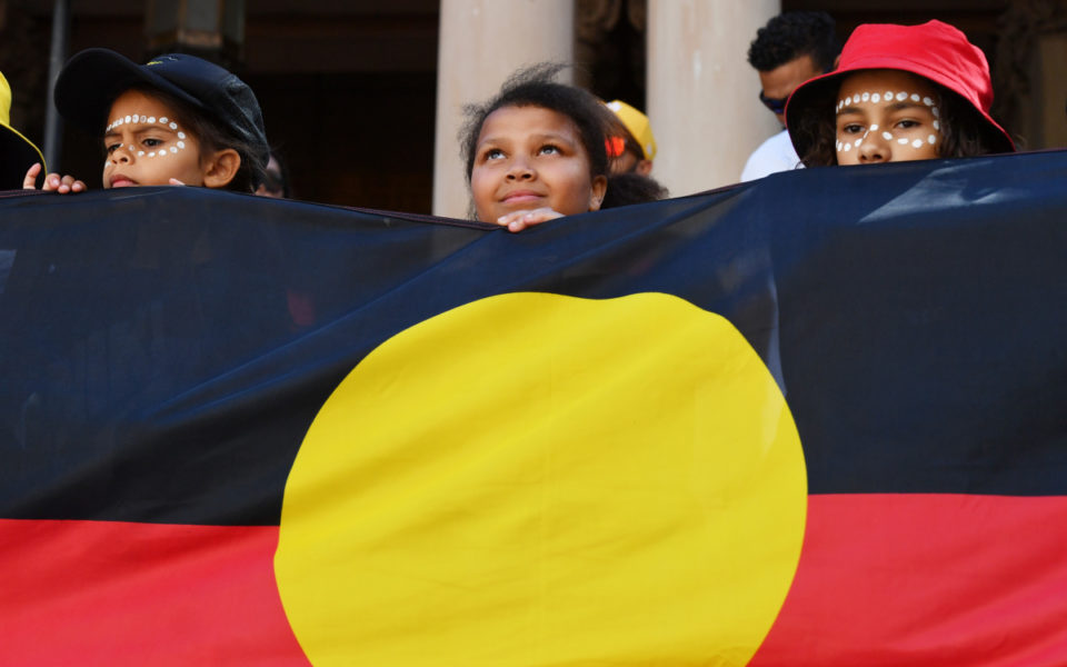 Todos los australianos pueden usar la bandera aborigen después del cambio de derechos de autor