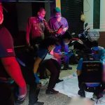 Supuestamente, un turista fue decapitado con una hoz en Tailandia por un hombre local que lo atacó a él y a su amigo porque estaban