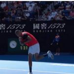 Ver: Krygios rompe la raqueta, hace un gesto grosero en la multitud del Abierto de Australia