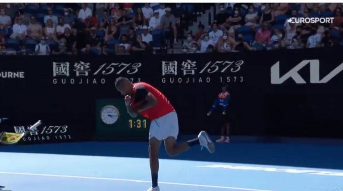 Ver: Krygios rompe la raqueta, hace un gesto grosero en la multitud del Abierto de Australia