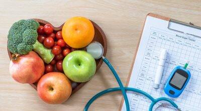 Diabetes monitor, fruits, health