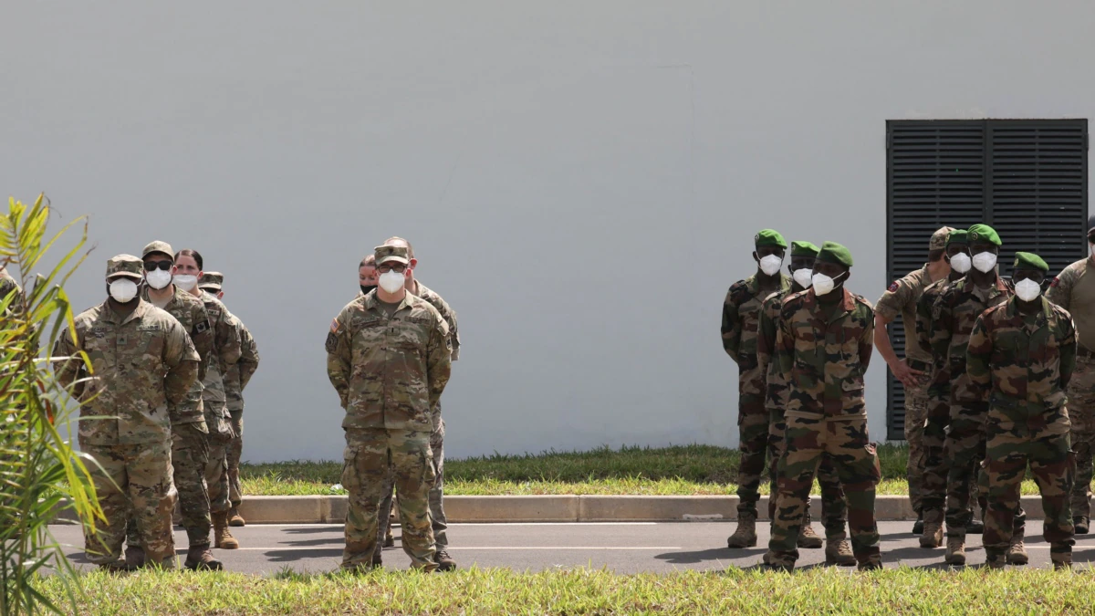 Estados Unidos inicia entrenamiento antiterrorista en África en medio de agitación
