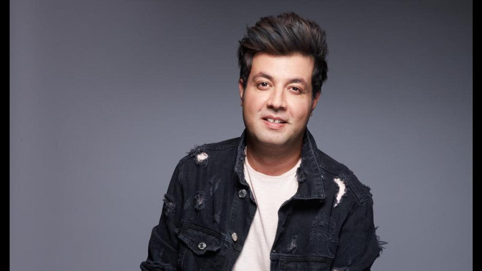 Estoy abierto a la idea de una relación: Varun Sharma
