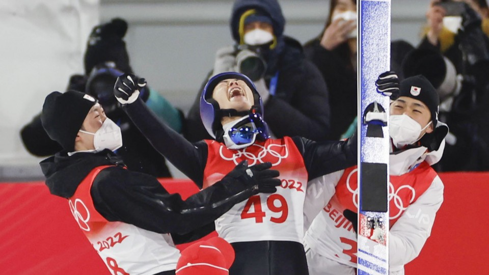 Juegos Olímpicos: el saltador de esquí Ryoyu Kobayashi obtiene el primer oro de Japón en Beijing
