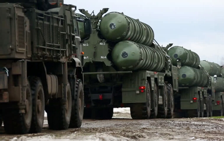 La OTAN dice que Rusia está aumentando el número de tropas en la frontera con Ucrania y pide conversaciones