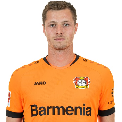 Lennart Grill impresiona en su regreso al Leverkusen