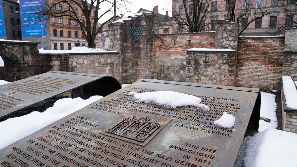 Letonia aprueba la tan esperada ley de restitución del Holocausto