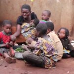 Refugiados alojados en Malawi cuestionan la exclusión del PMA de las raciones de alimentos