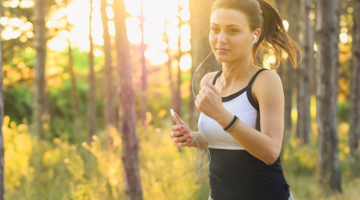 Tres consejos para ayudarlo a mantenerse motivado para seguir haciendo ejercicio durante todo el año
