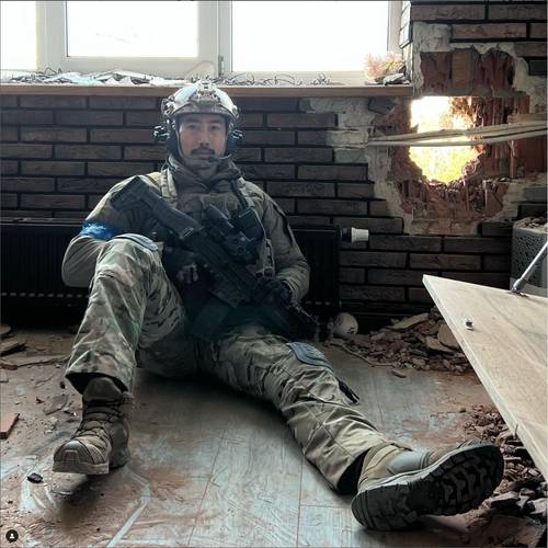 Navy SEAL convertido en YouTuber dice que está realizando operaciones ofensivas directas secretas en Ucrania