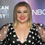 A Kelly Clarkson se le otorgó oficialmente el cambio de nombre legal