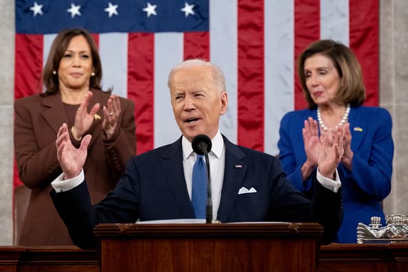 Biden presenta una nueva 'agenda de unidad' en su primer discurso sobre el Estado de la Unión 
