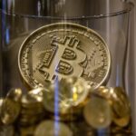 Bitcoin borra las pérdidas de 2022 al apuntar a $ 50,000