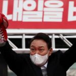 El candidato presidencial de Corea del Sur respalda a los conservadores, puede inclinar una carrera reñida