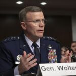 El general Tod Wolders, jefe del Comando de Europa, dijo a los senadores que creía que Estados Unidos tendría que enviar más tropas a la región para reforzar las defensas de la OTAN contra Rusia.