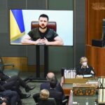 El presidente de Ucrania, Volodymyr Zelenskiy, pide ayuda militar