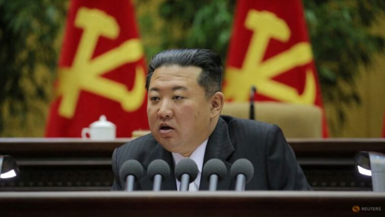 Kim de Corea del Norte llama a intensificar las campañas ideológicas en medio de las "peores dificultades"