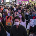 Las madres asiáticoamericanas enfrentan múltiples crisis de pandemia, odio anti-asiático y cuidado