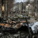 Los evacuados arriesgan sus vidas mientras huyen a Kiev