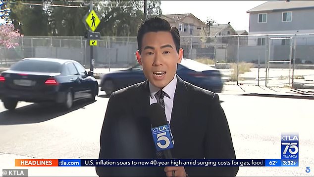 Periodista de televisión informa sobre un accidente automovilístico mortal mientras OTRO accidente tiene lugar en vivo en el aire