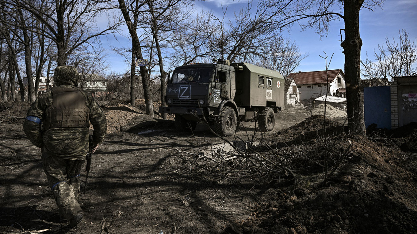 Reducción potencial de Rusia de las fracturas de Kiev Pro-War Voices at Home
