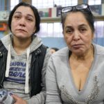 Refugiados romaníes de Ucrania relatan discriminación en su camino hacia la seguridad