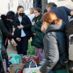 Refugiados ucranianos llegan al lejano oeste de Alemania