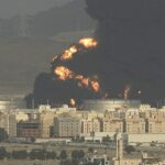Si bien Arabia Saudita y su gigante petrolero estatal, Saudi Aramco, no reconocieron de inmediato el incendio, parecía estar centrado en el mismo depósito de combustible que los hutíes habían atacado en los últimos días.