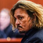 La ex asistente de Amber Heard dice que una vez le escupió en la cara cuando le pidieron un aumento, Johnny Depp era "tranquilo, tímido"