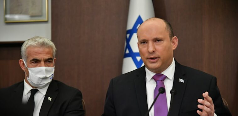 Yair Lapid and Naftali Bennett  credit: Yoav Dudkevitch for Yediot Aharonoth