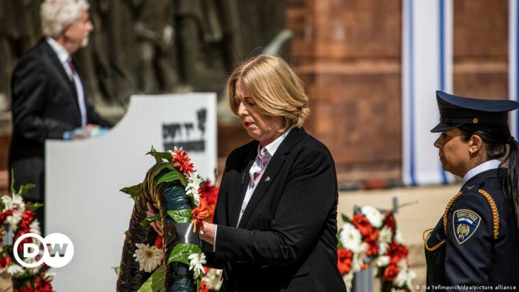 Representantes alemanes asisten a conmemoración del Holocausto en Israel
