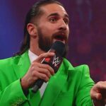 Swerve Strickland trolea el atuendo de Seth Rollins en WWE RAW